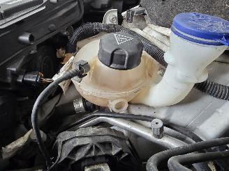 Peugeot 208 1.2 PureT. BL Active picture 12