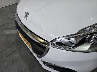 Peugeot 208 1.2 PureT. BL Active picture 11