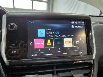 Peugeot 208 1.2 PureT. BL Active picture 30