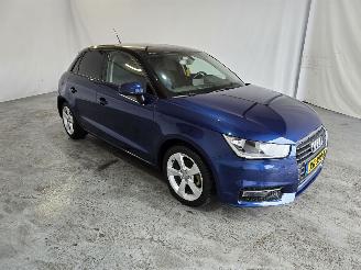 Voiture accidenté Audi A1 SPORTBACK 1.0 TFSI 2017/7