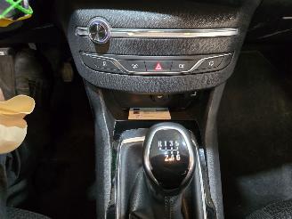 Peugeot 308 1.2 PureTech Blue Lease picture 28