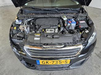 Peugeot 308 1.2 PureTech Style picture 12