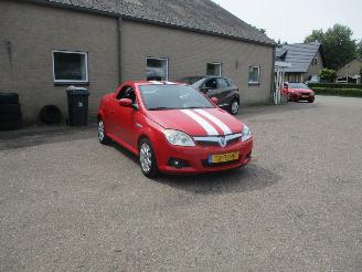 skadebil auto Opel Tigra 1.4-16V Cosmo NAP 2005/1