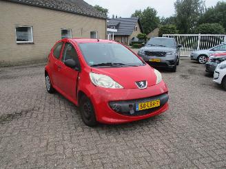 Voiture accidenté Peugeot 107 1.0-12V XR 5drs 2007/2