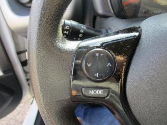 Peugeot 108 1.0 e-Vti Active Airco NAP picture 20