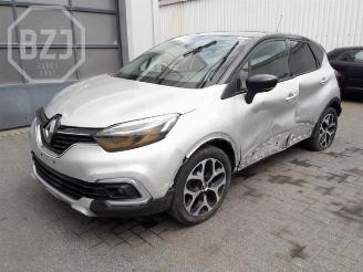 Renault Captur  picture 1