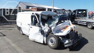 Mercedes Vito Vito (447.6), Van, 2014 2.2 116 CDI 16V picture 2