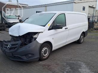 Uttjänta bilar auto Mercedes Vito Vito (447.6), Van, 2014 1.6 109 CDI 16V 2016/9