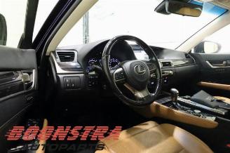 Lexus GS GS (..L10), Coupe, 2011 / 2018 300h 2.5 V6 24V picture 15