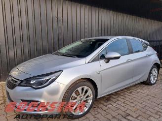 Vrakbiler auto Opel Astra Astra K, Hatchback 5-drs, 2015 / 2022 1.0 Turbo 12V 2016/5