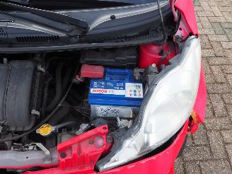 Peugeot 107 1.0-12V XS picture 13