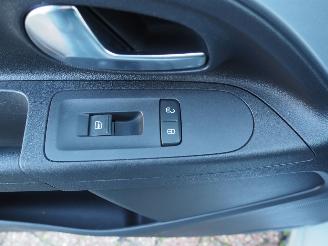 Volkswagen Up! 1.0Move Up! BlueMotion picture 18