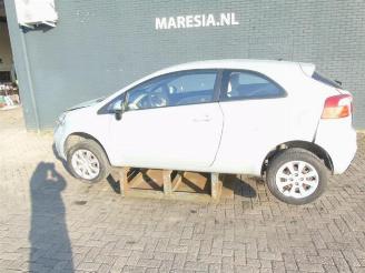 Kia Rio Rio III (UB), Hatchback, 2011 / 2017 1.2 CVVT 16V picture 2