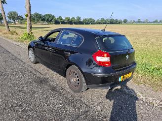 BMW 1-serie 116 i picture 3