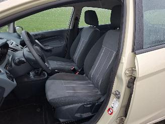 Ford Fiesta 1.2 picture 5