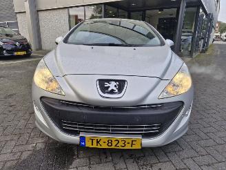 Peugeot 308 1.6 THP Feline picture 2