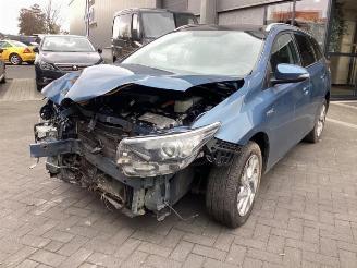 Vrakbiler auto Toyota Auris Touring Sports Auris Touring Sports (E18), Combi, 2013 / 2018 1.8 16V Hybrid 2015/8