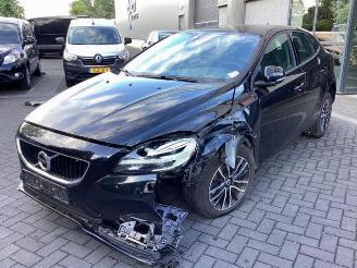 Volvo V-40 V40 (MV), Hatchback 5-drs, 2012 / 2019 1.5 T2 16V Geartronic picture 1