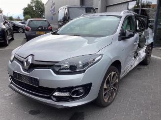 Vrakbiler auto Renault Mégane Megane III Grandtour (KZ), Combi 5-drs, 2008 / 2016 1.2 16V TCE 130 2015/3