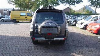 Mitsubishi Pajero Pajero Hardtop (V6/7), Terreinwagen, 2000 / 2006 3.2 DI-D 16V Van picture 5