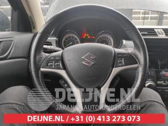 Suzuki Kizashi Kizashi (FRE/FRF), Sedan, 2010 / 2015 2.4 16V picture 15