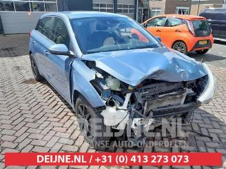 Auto da rottamare Hyundai I-20 i20 (GBB), Hatchback, 2014 / 2020 1.0 T-GDI 100 12V 2017/9