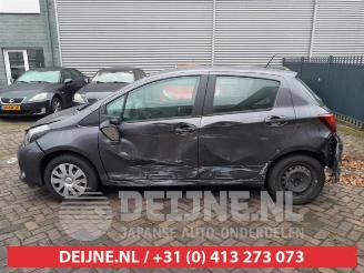 Toyota Yaris Yaris III (P13), Hatchback, 2010 / 2020 1.33 16V Dual VVT-I picture 4