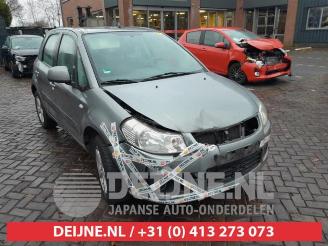 Coche siniestrado Suzuki SX4 SX4 (EY/GY), SUV, 2006 1.6 16V VVT Comfort,Exclusive Autom. 2007/8
