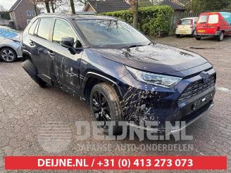 Vrakbiler auto Toyota Rav-4 RAV4 (A5), Terreinwagen, 2018 2.5 Hybrid 16V 2020/11