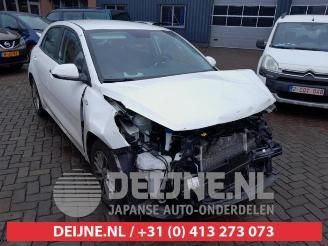 Kia Rio Rio IV (YB), Hatchback, 2017 1.0i T-GDi 100 12V picture 1