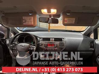 Kia Rio Rio III (UB), Hatchback, 2011 / 2017 1.2 CVVT 16V picture 32