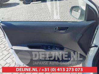 Hyundai I-10 i10 (B5), Hatchback, 2013 / 2019 1.0 12V picture 10