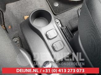 Mazda 2 2 (DE), Hatchback, 2007 / 2015 1.3 16V S-VT picture 21