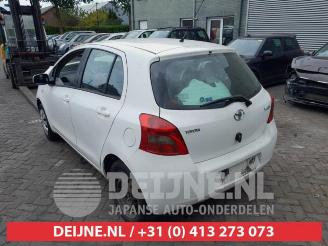 Toyota Yaris Yaris II (P9), Hatchback, 2005 / 2014 1.3 16V VVT-i picture 5