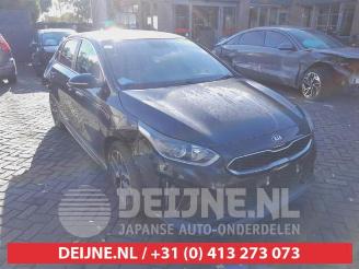 Vrakbiler auto Kia Cee d Ceed (CDB5/CDBB), Hatchback 5-drs, 2018 1.4 T-GDI 16V 2019/8