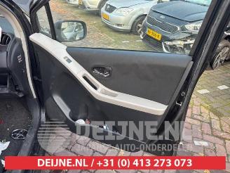 Toyota Yaris Yaris II (P9), Hatchback, 2005 / 2014 1.33 16V Dual VVT-I picture 19