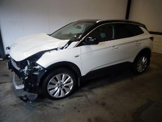 Opel Grandland 2.0 CDTI AUTOMAAT picture 4