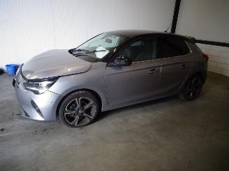skadebil auto Opel Corsa 1.2 2020/9