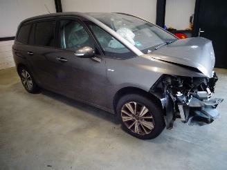 Vrakbiler auto Citroën C4-picasso 1.6 HDI 2016/4