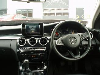 Mercedes C-klasse C205 220 CDI picture 5