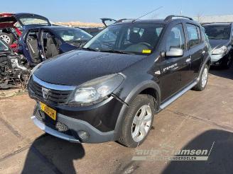 Dacia Sandero Sandero I (BS), Hatchback, 2008 / 2013 1.6 picture 1
