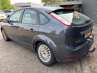 Ford Focus  picture 3