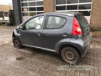 Peugeot 107 107, Hatchback, 2005 / 2014 1.0 12V picture 5