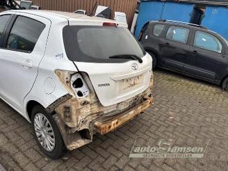 Toyota Yaris Yaris III (P13), Hatchback, 2010 / 2020 1.0 12V VVT-i picture 5