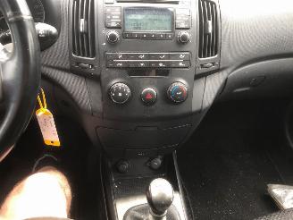 Hyundai I-30  picture 4