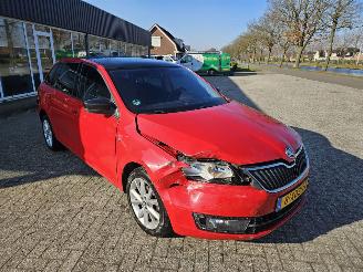 Skoda Rapid 1.2 TSI Combi/o  Benzine 1.197cc 63kW (86pk) FWD picture 3