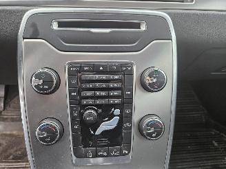 Volvo V-70 2.0 D3 20V Combi/o  Diesel 1.984cc 120kW (163pk) FWD picture 13