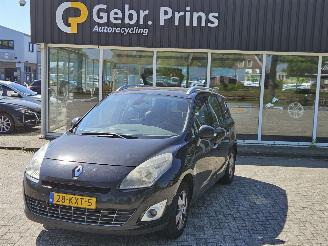 Renault Scenic 1.4 16V TCe 130 MPV  Benzine 1.397cc 96kW (131pk) FWD picture 1