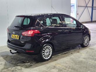 Vaurioauto  passenger cars Ford B-Max 1.0 EcoBoost 12V 100 MPV  Benzine 999cc 74kW (101pk) FWD 2013/1