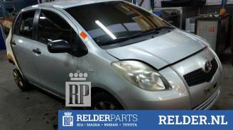 Toyota Yaris Yaris II (P9), Hatchback, 2005 / 2014 1.0 12V VVT-i picture 5